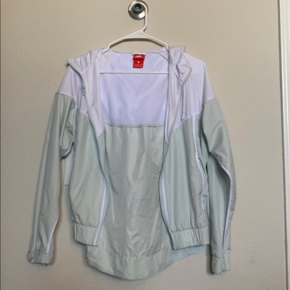 Windbreaker from Nike!